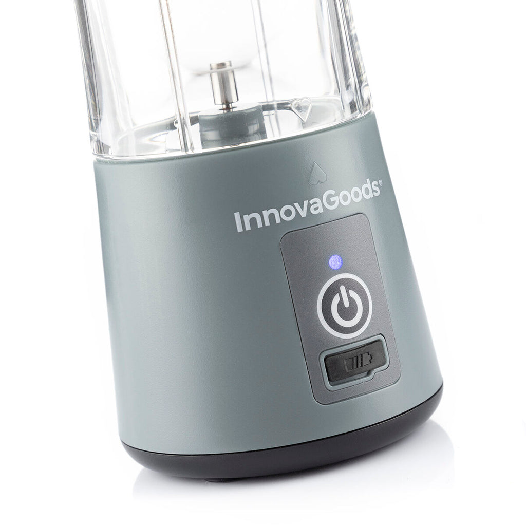 Close-up detail of the blender's base showing the InnovaGoods logo and power button on a gray surface.