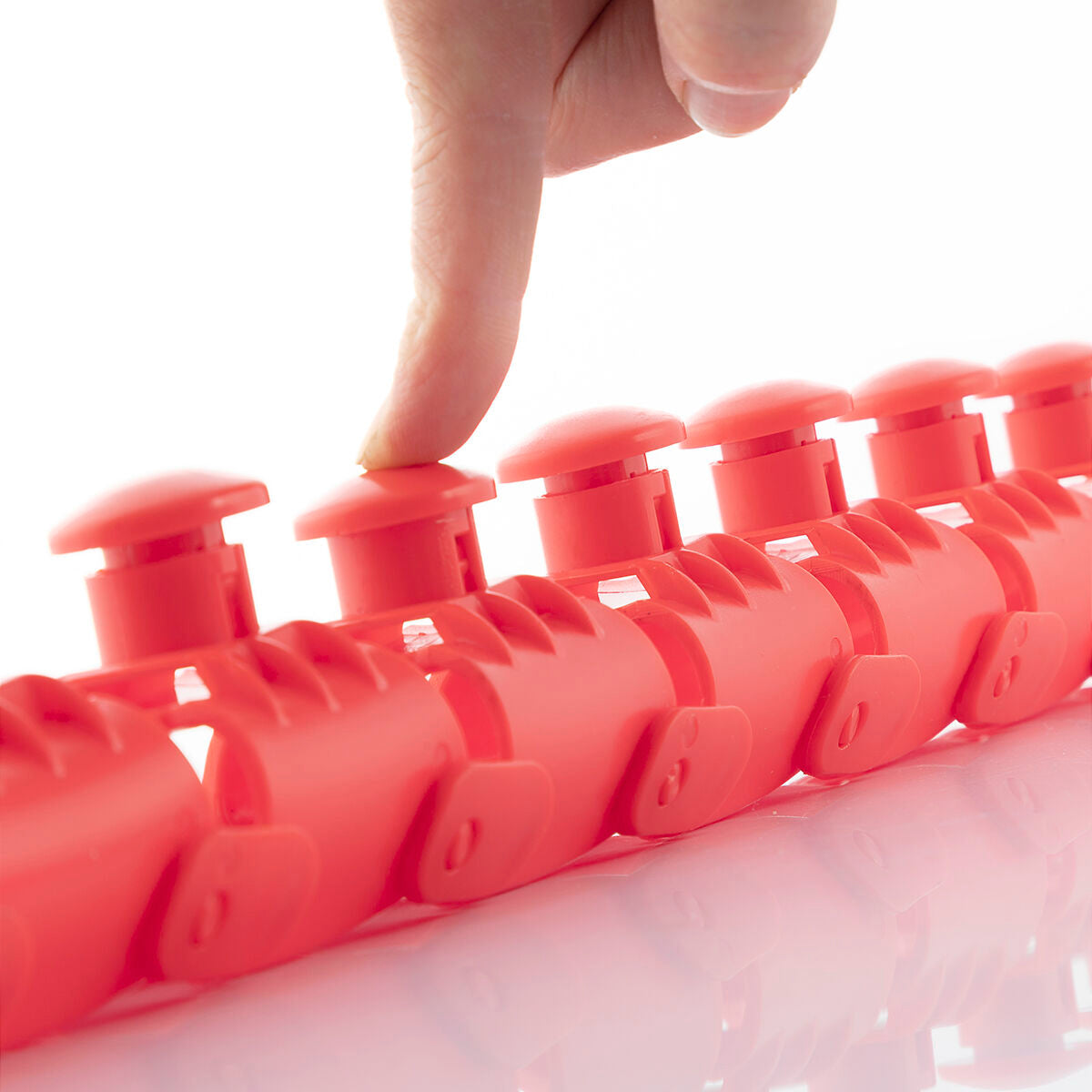 A detailed image focusing on the texture and adjustability of the Fittehoop components, illustrating its user-friendly design.
