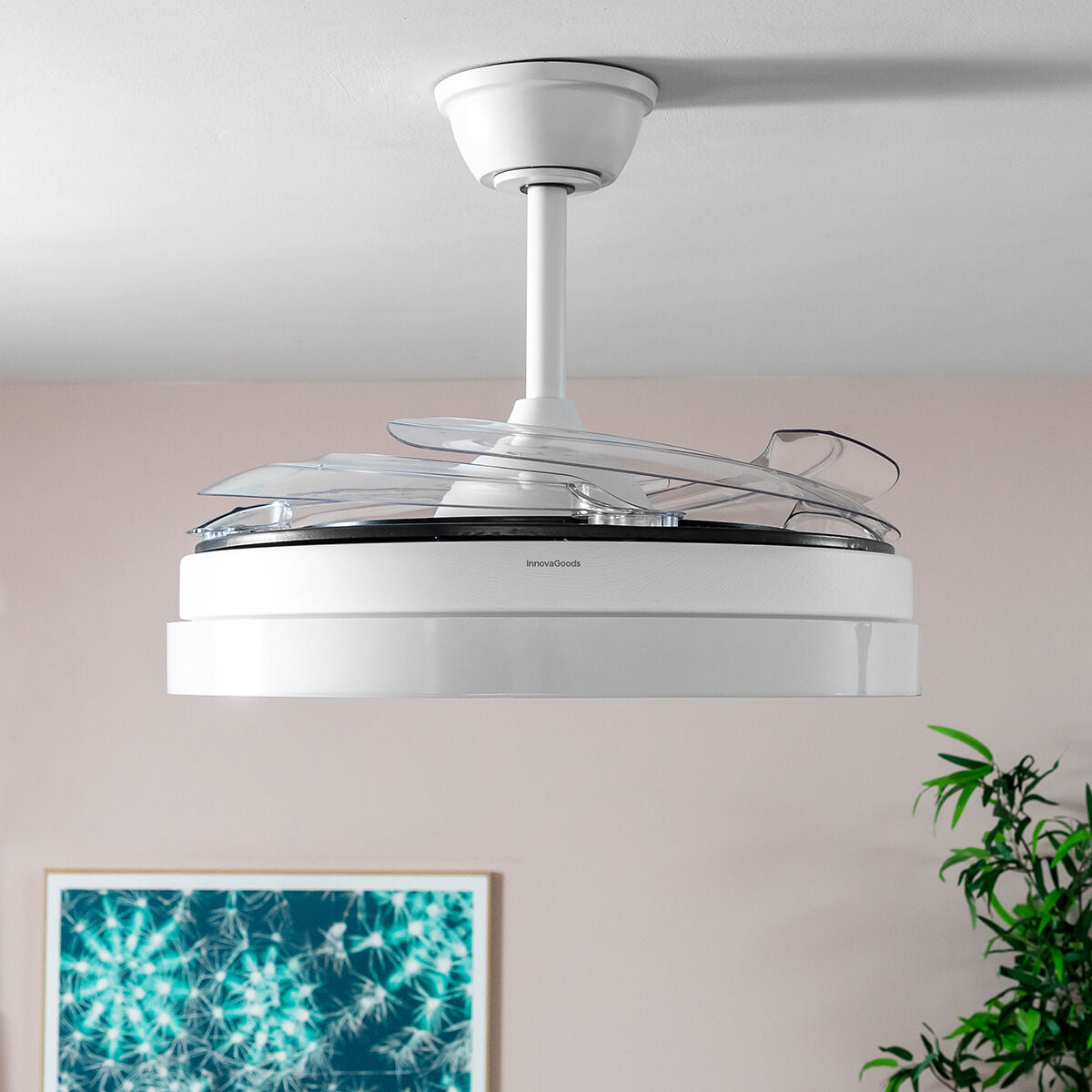 The Ventilador de techo LED with blades retracted, highlighting its modern design and light feature.